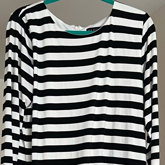 Asymmetrical hem striped dress - Picture 2 of 5